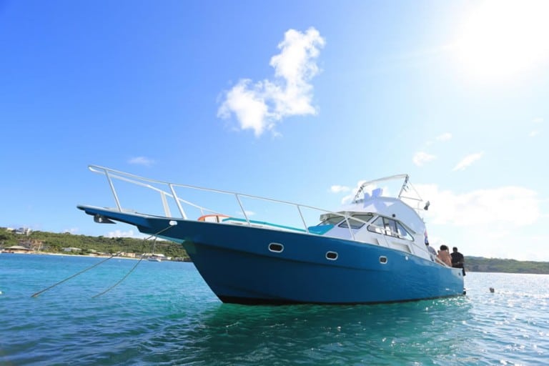 anguilla boat tour